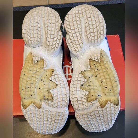 D.O.N. Issue 2 Royal Blue basketball shoes - Picture 3 of 4